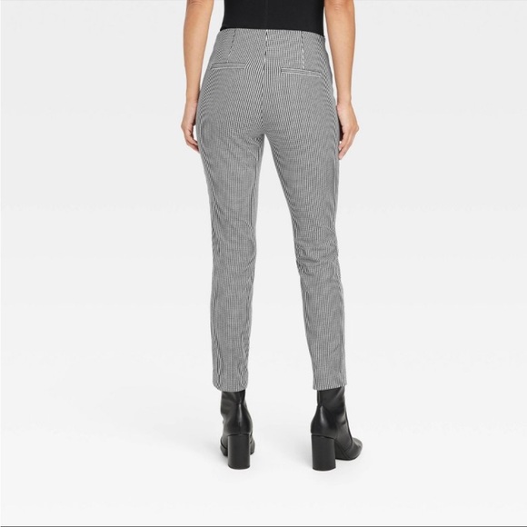 High Rise Slim-Fit Pants - Picture 2 of 7